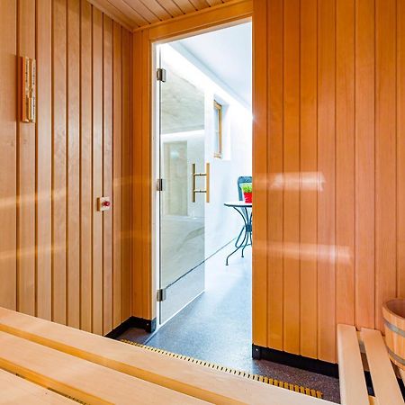 Hotel Blinnenhorn Reckingen エクステリア 写真